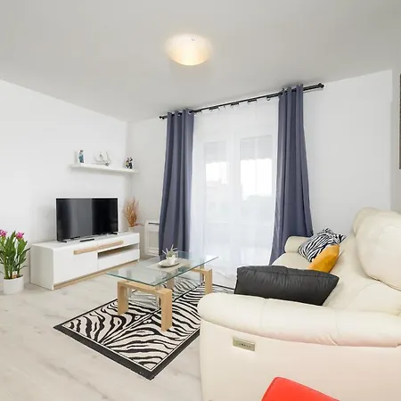 Olla Apartment *